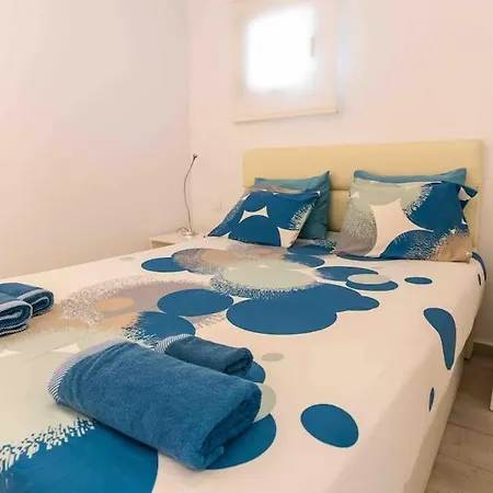 Gracioseros 111 Ground Floor Cozy Apartment Tias
