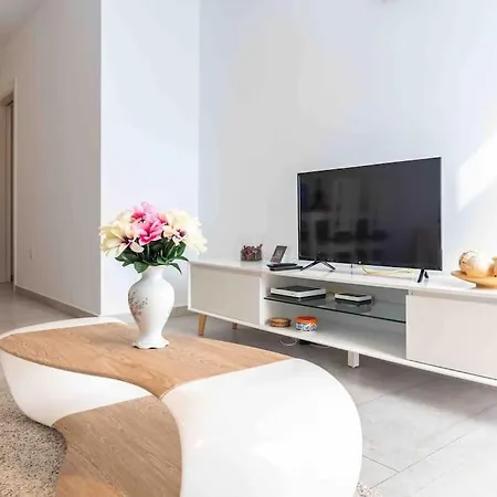 Gracioseros 111 Ground Floor Cozy * Tias